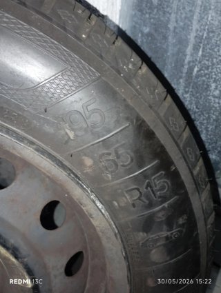 Ruedas con llantas de acero