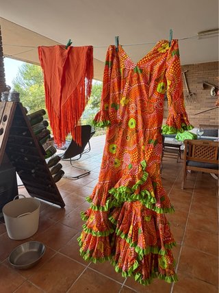 Traje de flamenca a estrentar. Talla 38,40