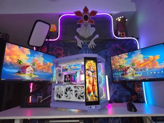 PC Ryzen 9 9950X3D + RTX 5080 ROG ASTRAL