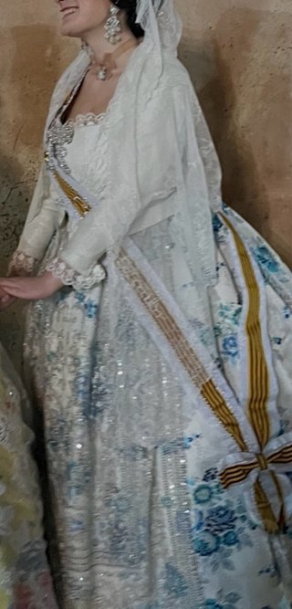 Traje de Fallera azul
