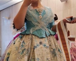 Traje de Fallera azul