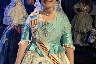 Traje de Fallera azul