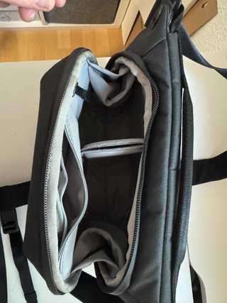 Peak Design Everyday Sling 3L Negra