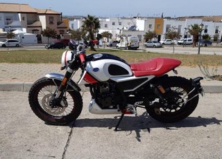 Moto Mondial 125cc Roja y Blanca