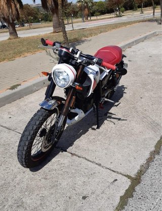 Moto Mondial 125cc Roja y Blanca