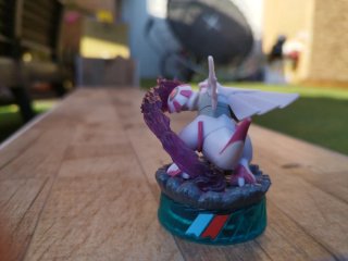 Figura Pokémon Palkia Perla Reluciente