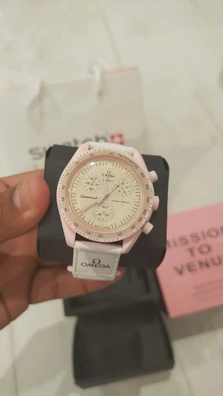 Swatch Mission to Venus Bioceramic MoonSwatch