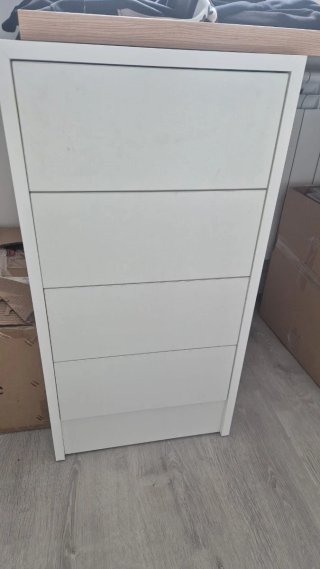 Cajonera blanca de madera