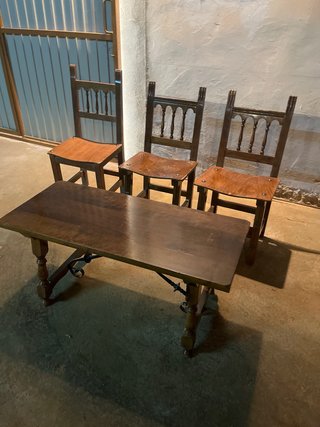 Mesa y 3 Sillas Madera Rústica