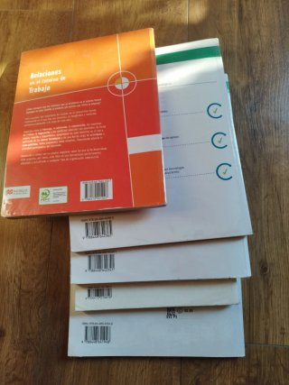 Libros de texto de grado medio de enfermería