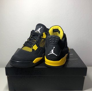 Jordan 4 Retro Thunder Yellow