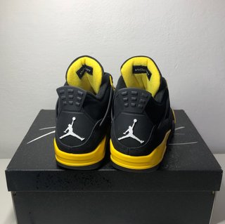 Jordan 4 Retro Thunder Yellow