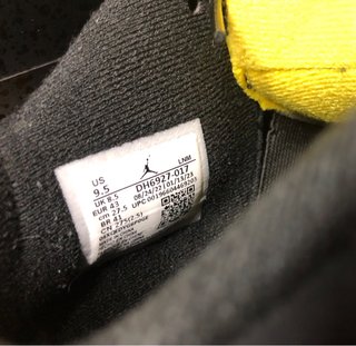 Jordan 4 Retro Thunder Yellow