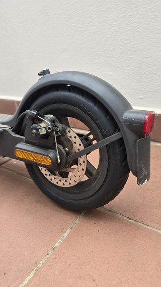 Xiaomi Mi Electric Scooter 1S - 98% Batería