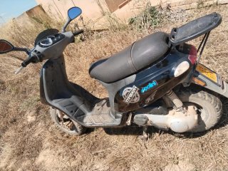Piaggio Typhoon Scooter Negra