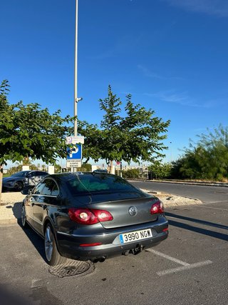Volkswagen Passat CC 2011