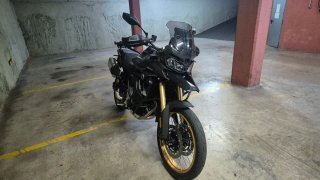 Voge 900 DSX Negra