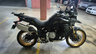 Voge 900 DSX Negra