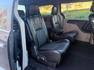 Lancia Voyager 2013