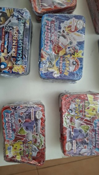 Scatole di carte Pokémon