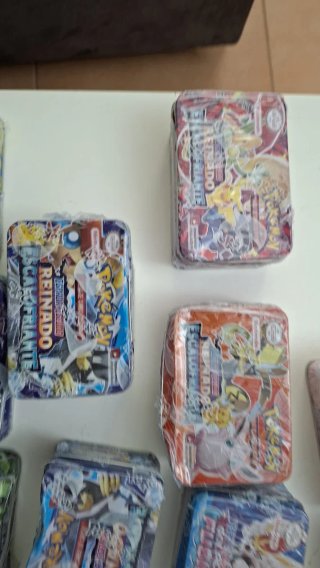 Scatole di carte Pokémon