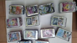 Scatole di carte Pokémon