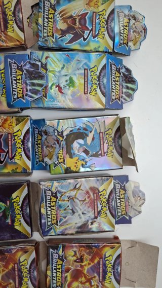 Scatole di carte Pokémon