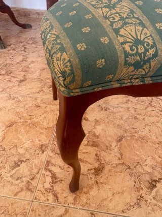 4 Sillas de Comedor Madera y Tela