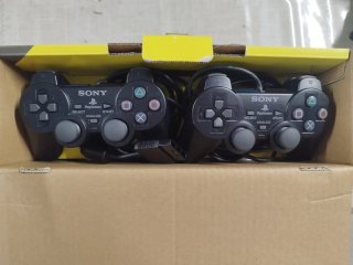 PlayStation 2 F1 05 con scatola