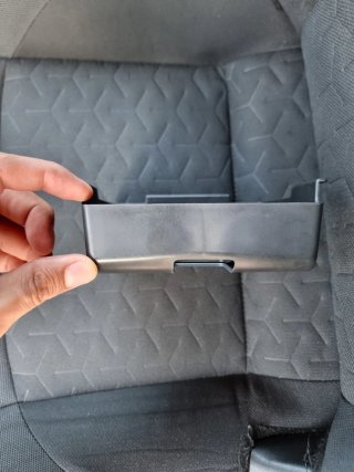 Bandeja Reposabrazos Toyota Corolla
