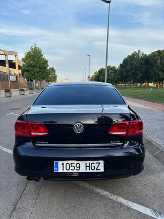 Volkswagen Passat 2011