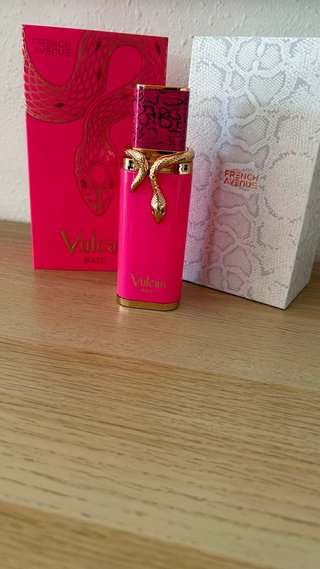 French Avenue Vulcan Baie Caja