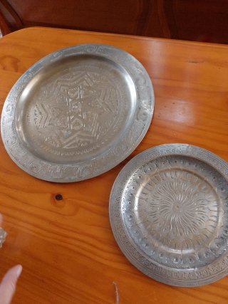 Piatti decorativi antichi