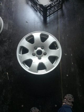 Llanta Audi 15 pulgadas