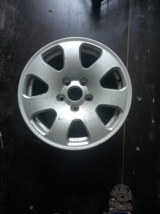 Llanta Audi 15 pulgadas