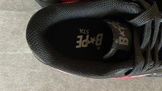 BAPE Bapestas Shark Negras y Rojas
