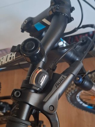 Bicicleta B-Twin Rockrider 560 MTB
