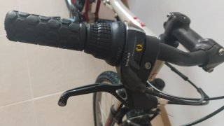 Bicicleta MTB Rockrider 24" Roja y Beige