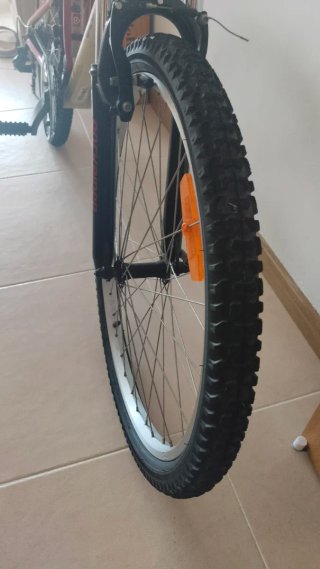 Bicicleta MTB Rockrider 24" Roja y Beige