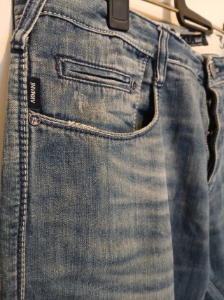 Vaqueros Armani. Talla 33