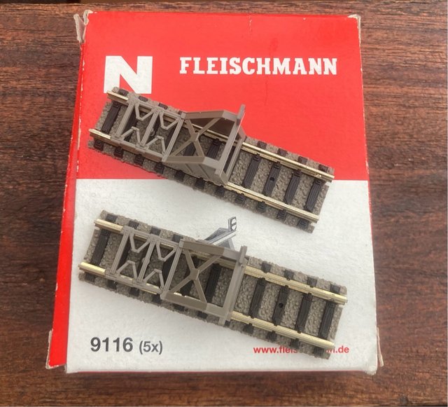 Rail droit avec butoir 57,5 mm voie Profi N - FLEISCHMANN 9116
