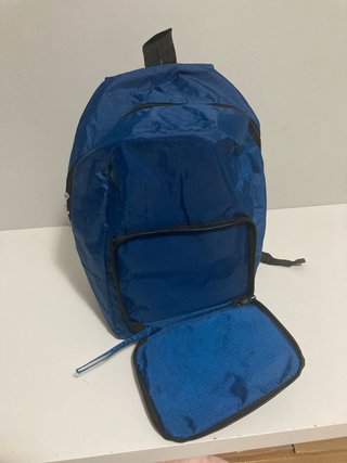 Mochila azul básica