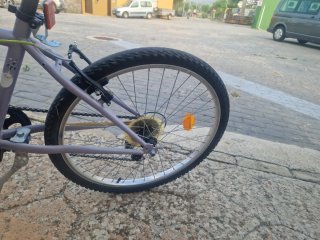 Bicicleta B'Twin 24 Morada.