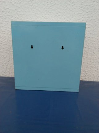 Armario pequeño de hierro azul