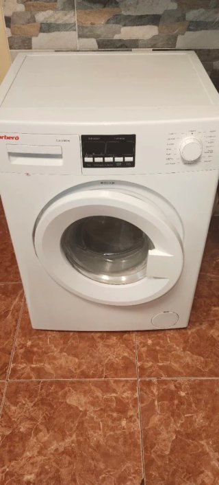 Lavadora Blanca  Funciona perfectamente.