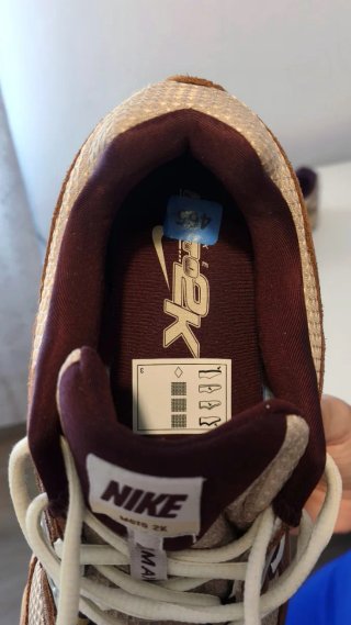 Zapatillas Nike Air Max Moto 2K Beige/Marrón