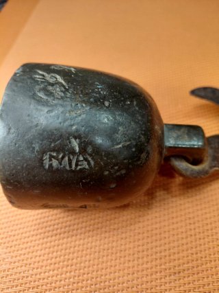 Ponderal de bronce Cataluña afinado en Barcelona