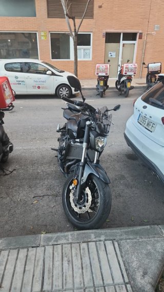 Cúpula Puig ahumada Yamaha MT07