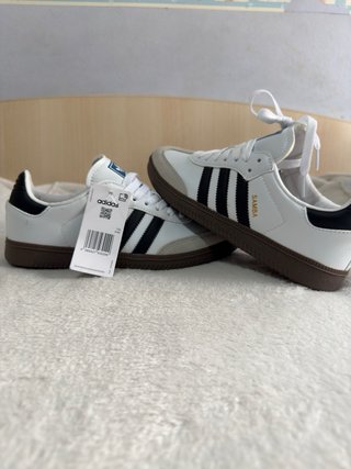 Adidas Samba Blancas y Negras