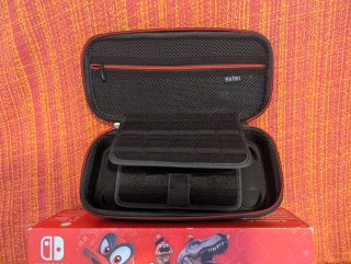 Nintendo Switch Edizione Super Mario Odyssey